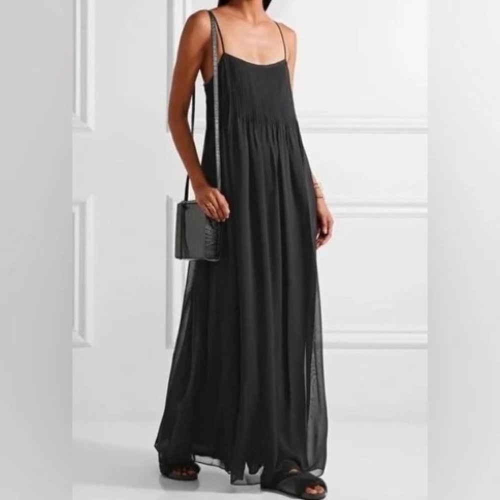 Vince beautiful 100% silk black chiffon pleated front pintuck maxi skirt